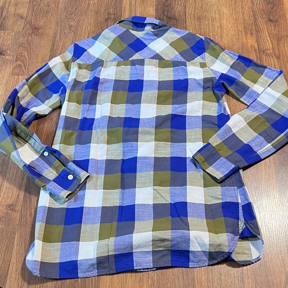 Stylish Women’s Plaid Flannel Shirt Set - Pink, Blue, Green - Picture 9 of 16